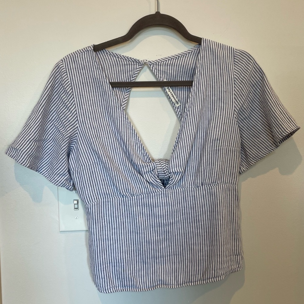 Abercrombie and Fitch | Stripe Linen V-neck Top